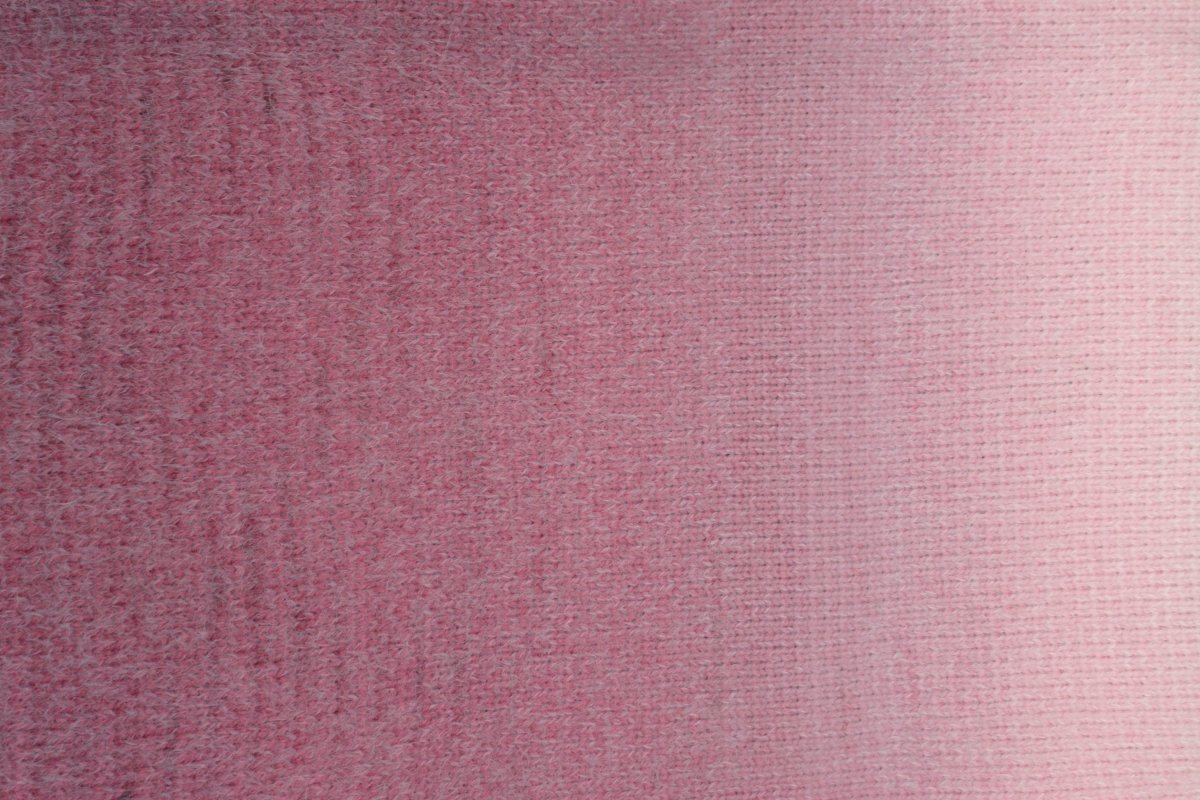 Círculo Marfim - Soft Gradient Yarn with Cashmere Touch (200g) - Leo Hobby