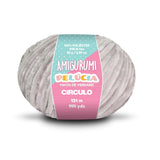 Velvety Circulo Pelucia Yarn, perfect for cozy amigurumi.