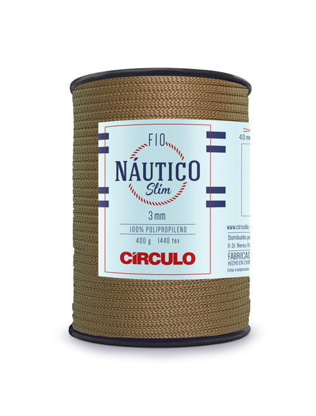 Subtle sheen of Circulo Fio Náutico Slim Yarn.